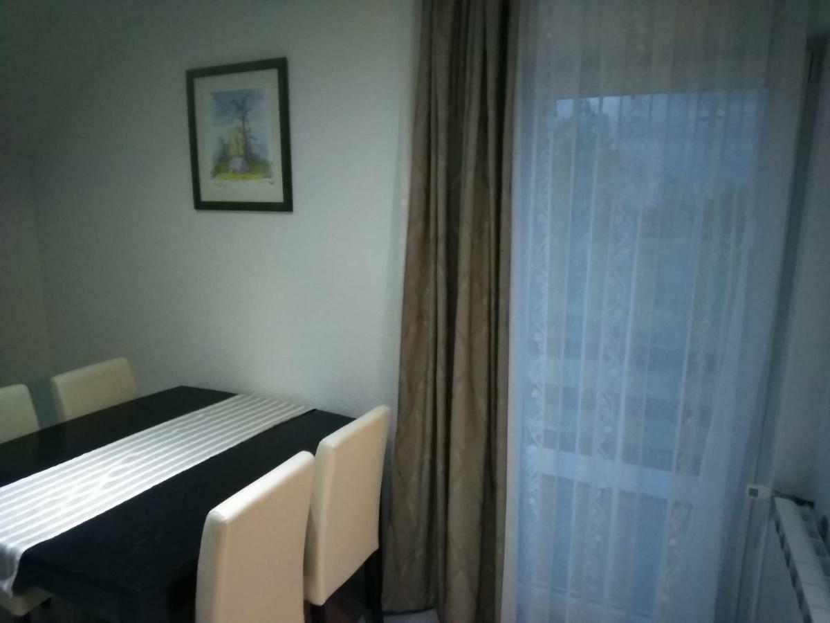 Guesthouse Blazenka Hodak 塞里特雷尼科 外观 照片